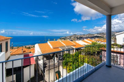 Apartamento T2 para Venda em Funchal (Santa Maria Maior)