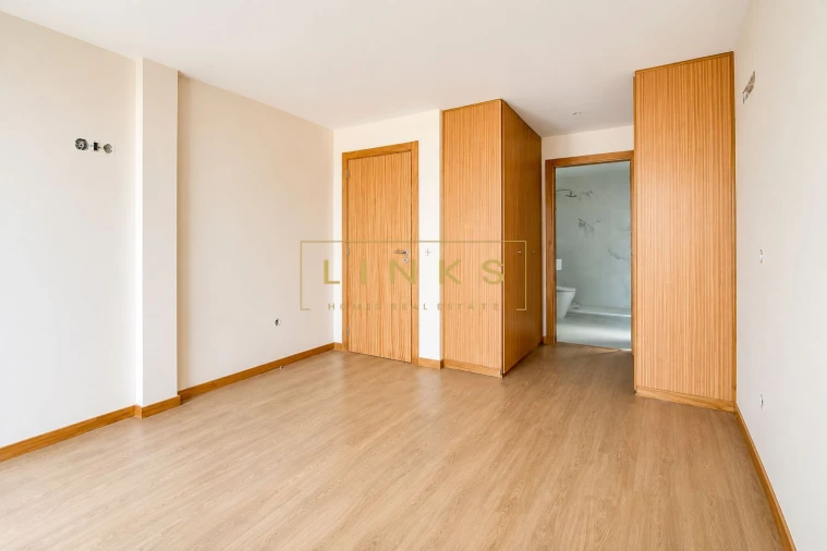 Apartamento T2 para Venda em Funchal (Santa Maria Maior) Foto 14