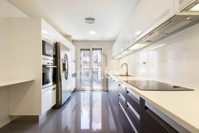 Apartamento T4 para Venda em Avenidas Novas