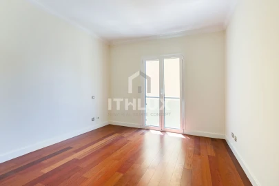 Apartamento T4 para Venda em Avenidas Novas