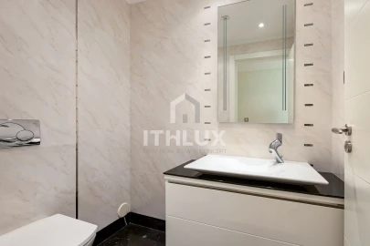 Apartamento T4 para Venda em Avenidas Novas
