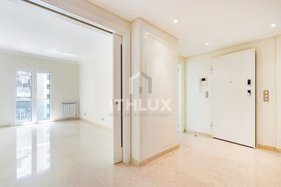 Apartamento T4 para Venda em Avenidas Novas