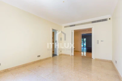 Apartamento T4 para Venda em Avenidas Novas