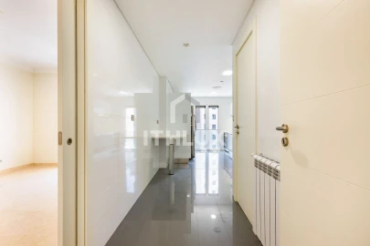 Apartamento T4 para Venda em Avenidas Novas