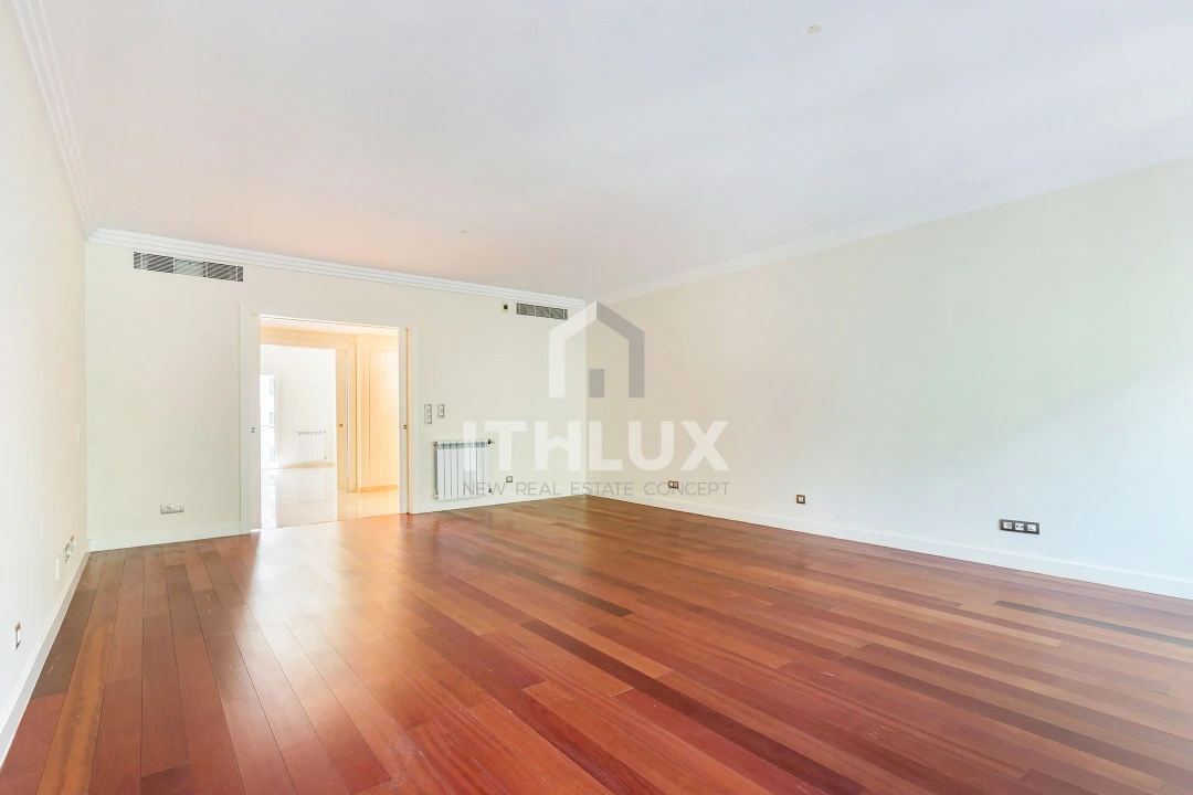 Apartamento T4 para Venda em Avenidas Novas Foto 14