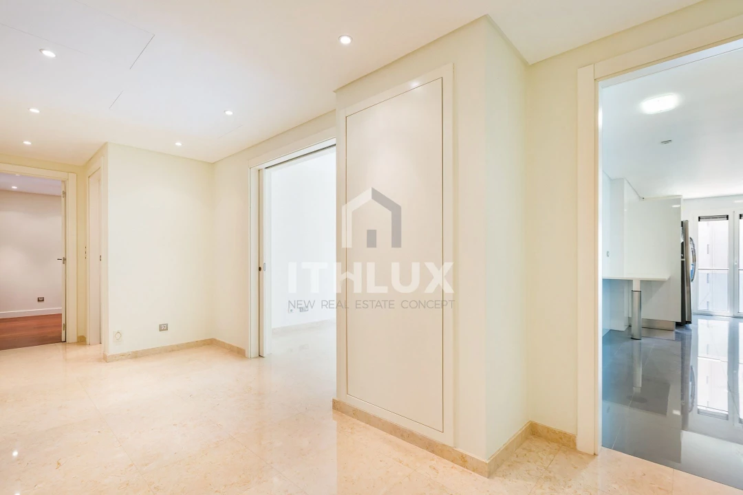 Apartamento T4 para Venda em Avenidas Novas Foto 8