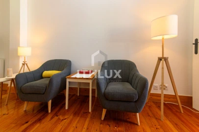 Apartamento T2 para Arrendamento em Alcantara