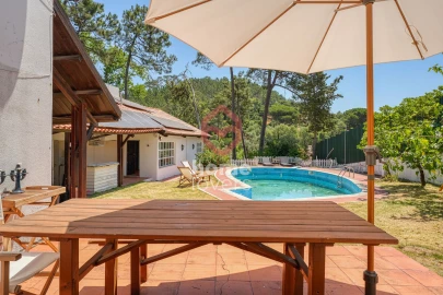 Moradia T4 para Venda em Sesimbra (Castelo)