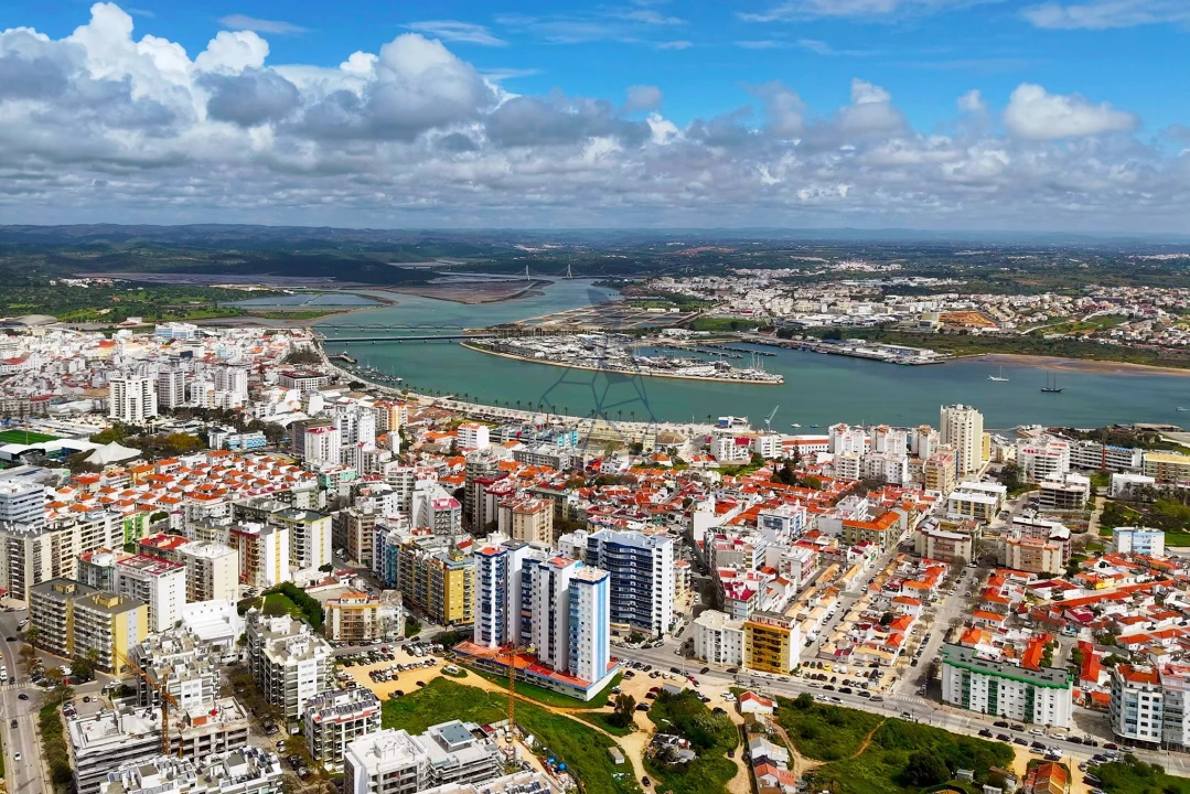 Apartamento T3 para Venda em Portimão Foto 46