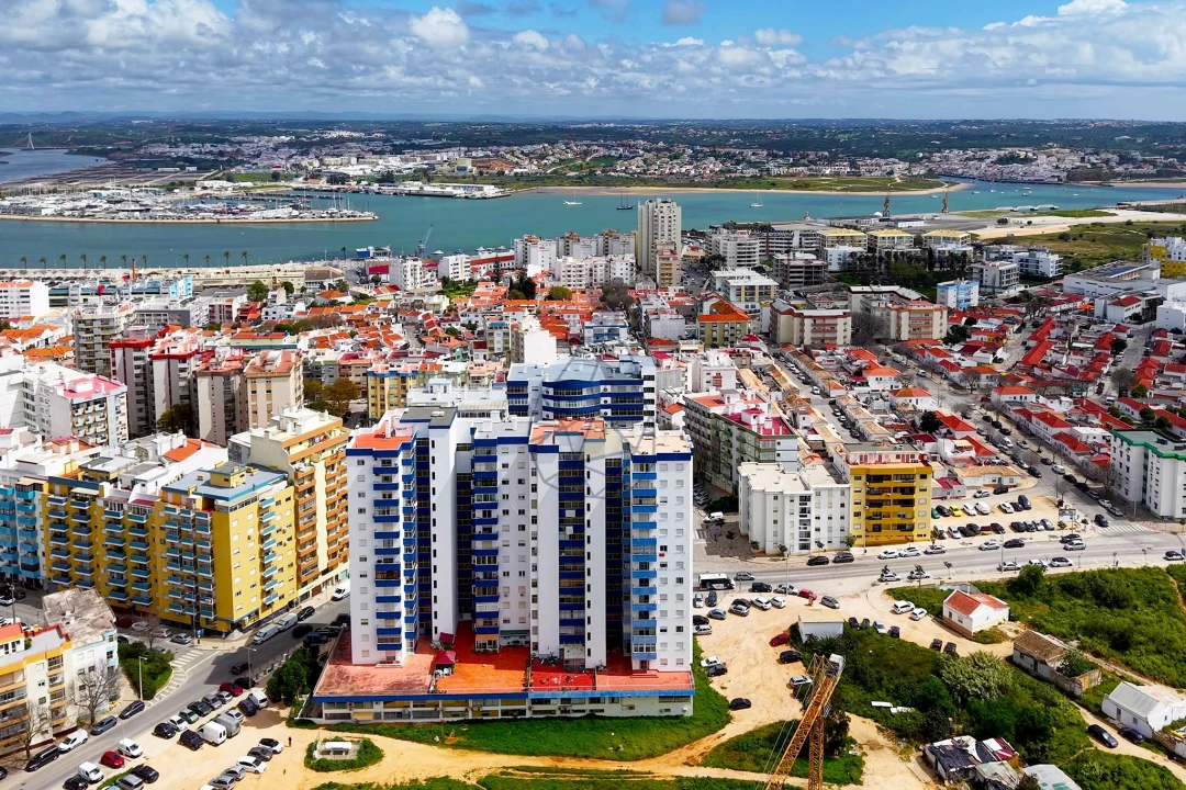 Apartamento T3 para Venda em Portimão Foto 1