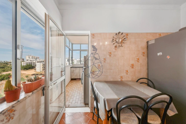 Apartamento T3 para Venda em Portimão Foto 7