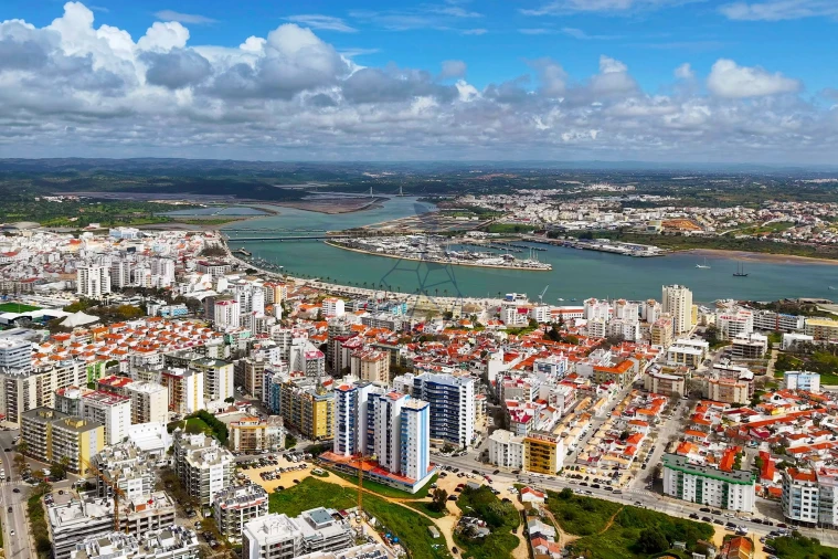 Apartamento T3 para Venda em Portimão Foto 46