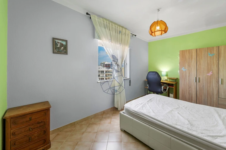Apartamento T3 para Venda em Portimão Foto 31