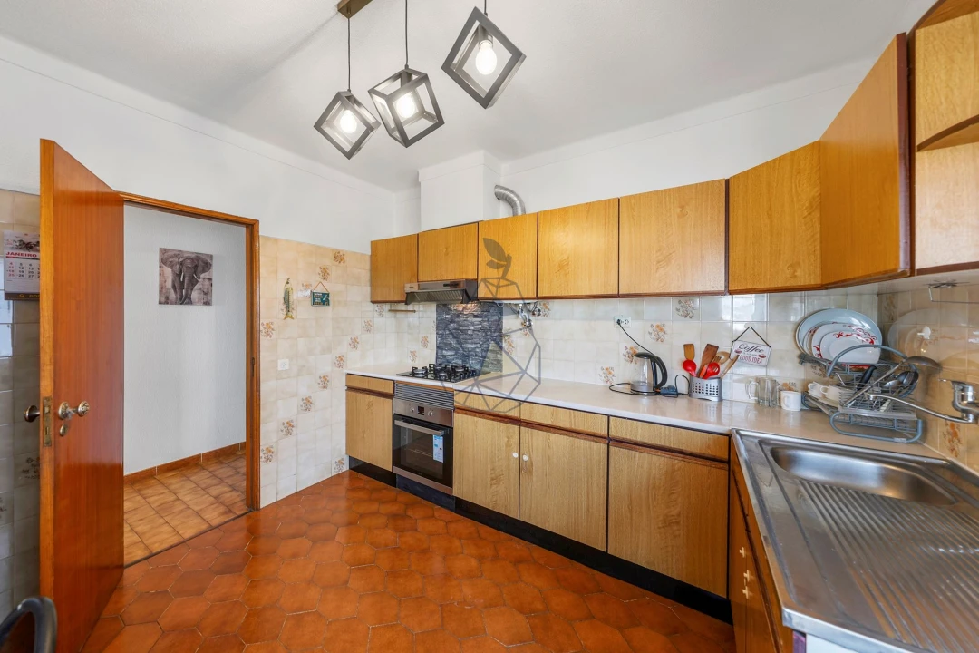 Apartamento T3 para Venda em Portimão Foto 11