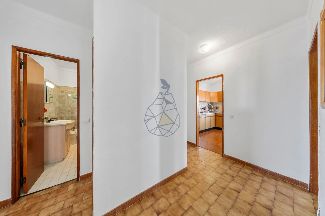 Apartamento T3 para Venda em Portimão Foto 36