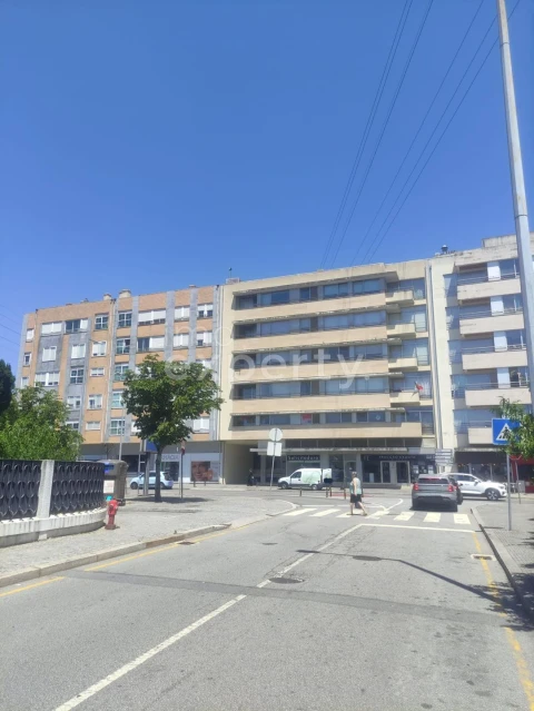 Apartamento T3 para Venda em Cidade da Maia