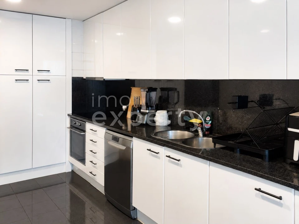 Apartamento T3 para Venda em Cidade da Maia Foto 3