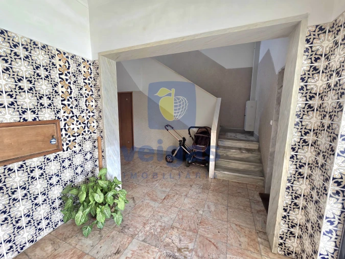 Apartamento T2 para Arrendamento em Laranjeiro e Feijó Foto 19