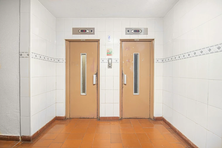 Apartamento T3 para Venda em Santo António dos Cavaleiros e Frielas Foto 23