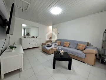 Moradia T2 para Venda em São Mateus da Calheta