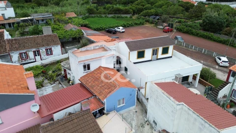 Moradia T2 para Venda em São Mateus da Calheta