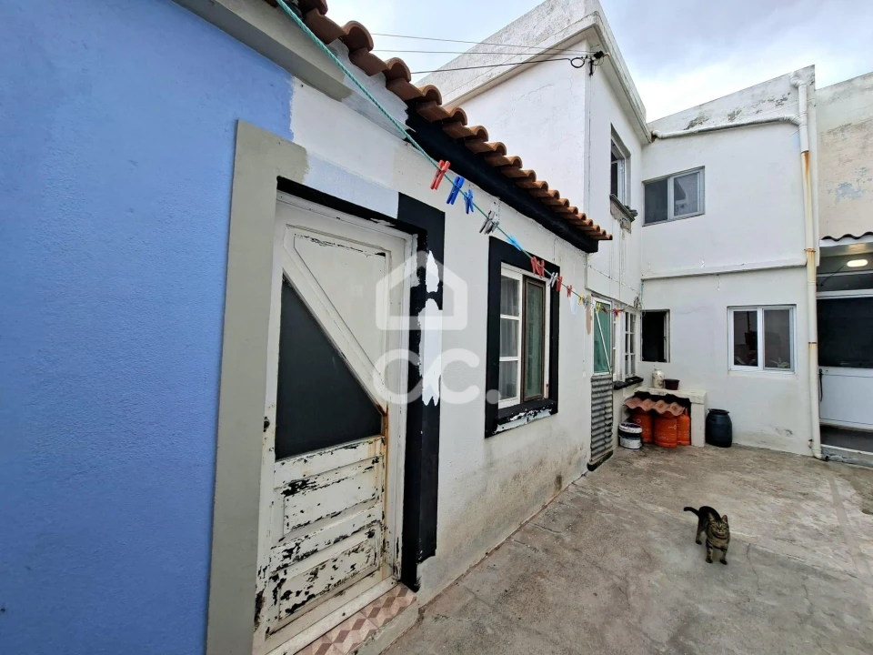 Moradia T2 para Venda em São Mateus da Calheta Foto 10