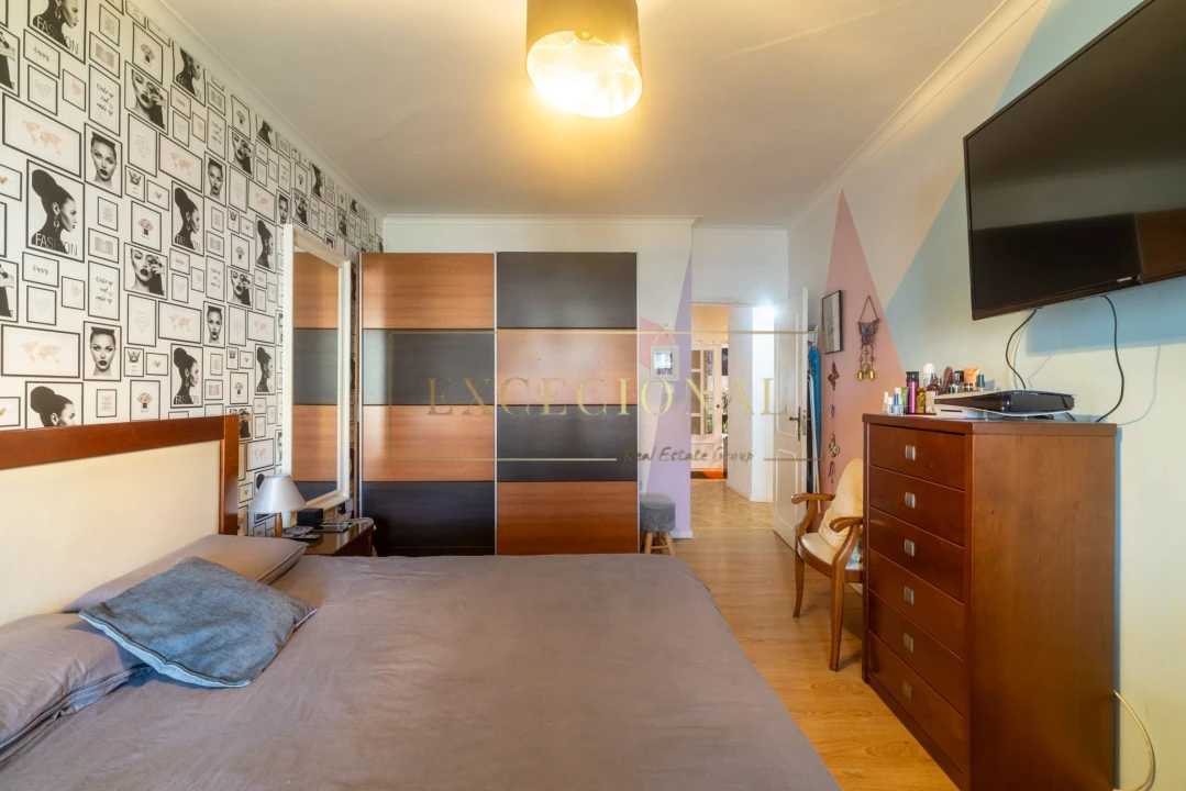 Apartamento T4 para Venda em Oliveira do Douro Foto 22