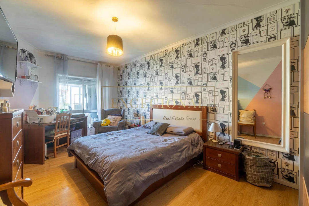 Apartamento T4 para Venda em Oliveira do Douro Foto 21