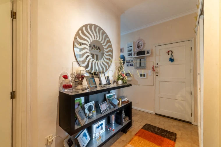Apartamento T4 para Venda em Oliveira do Douro Foto 7