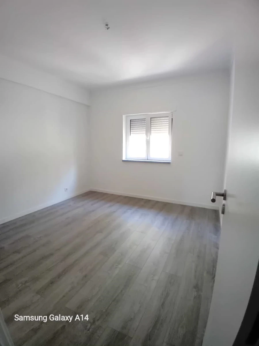 Apartamento T3 para Venda em Guarda Foto 10