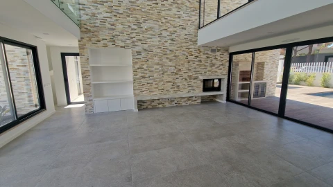 Moradia T3 para Venda em Albufeira e Olhos de Água