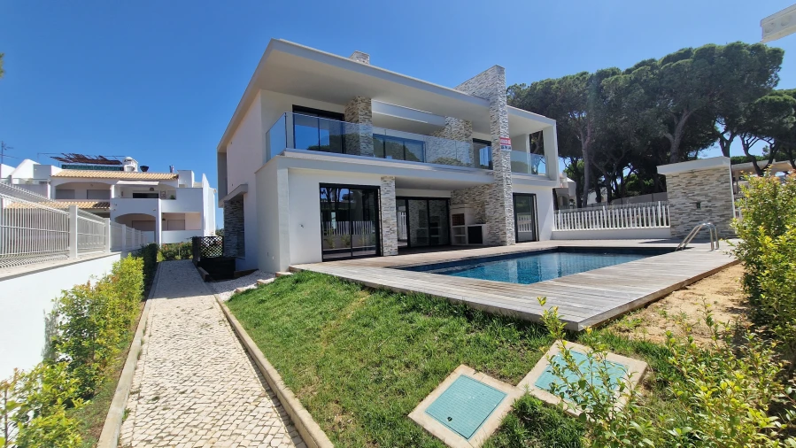 Moradia T3 para Venda em Albufeira e Olhos de Água Foto 3