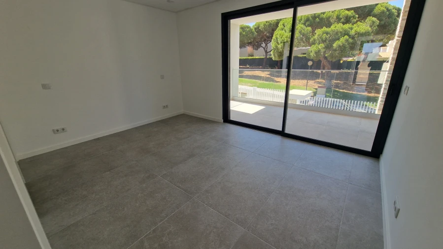Moradia T3 para Venda em Albufeira e Olhos de Água Foto 14