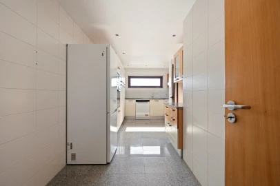 Apartamento T2 para Venda em São Domingos de Benfica