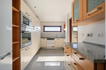 Apartamento T2 para Venda em São Domingos de Benfica