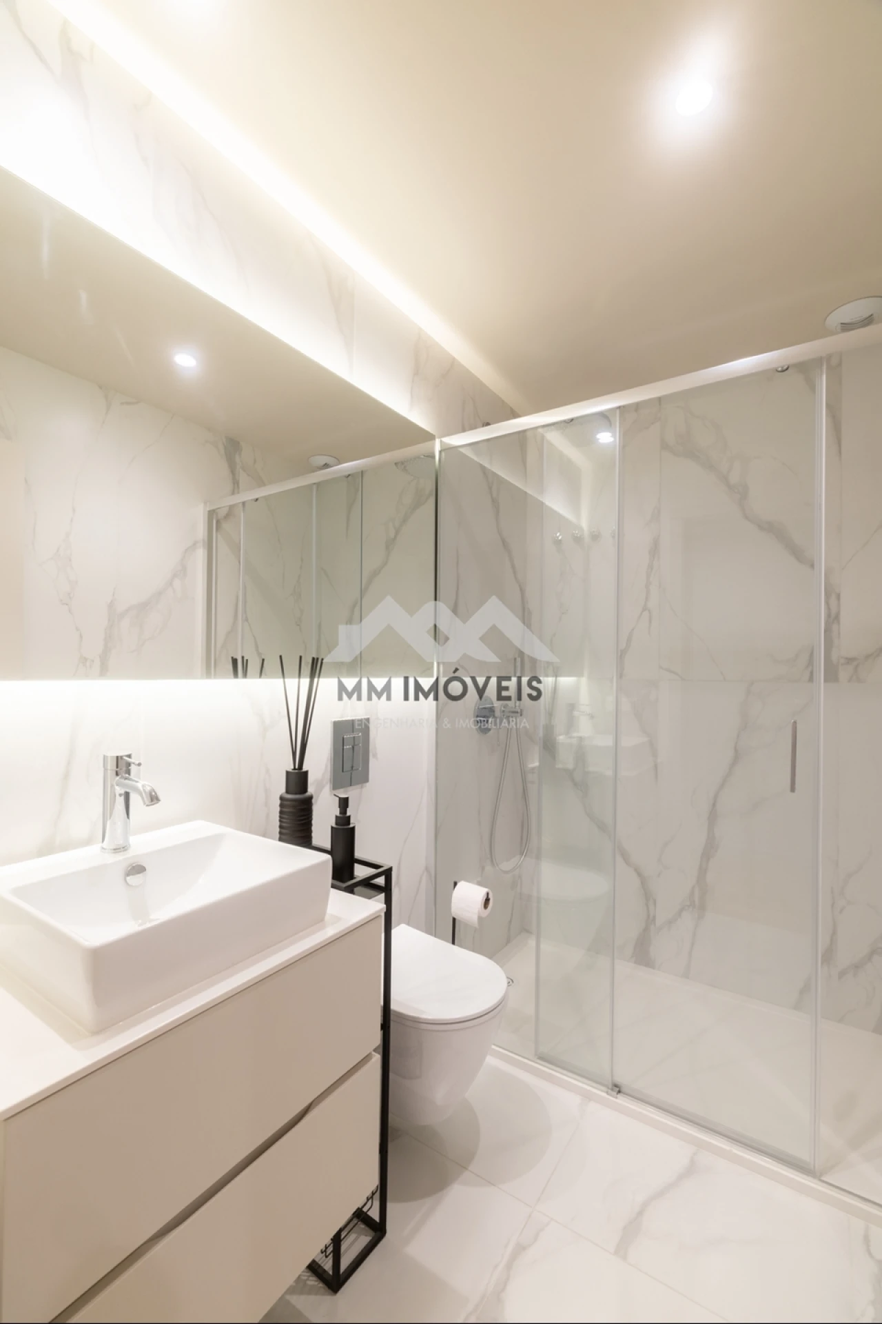 Apartamento T2 para Venda em Santa Marinha Foto 22