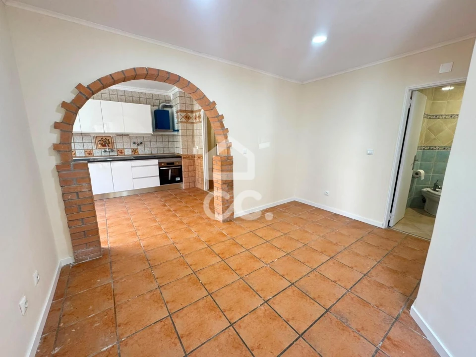 Apartamento T2 para Venda em Algueirão-Mem Martins Foto 4