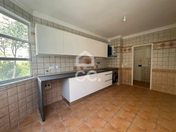 Apartamento T2 para Venda em Algueirão-Mem Martins