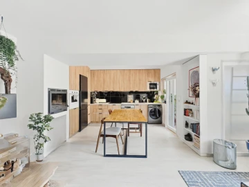 Apartamento T2 para Venda em Oeiras e São Julião da Barra, Paço de Arcos e Caxias