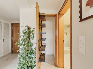Apartamento T2 para Venda em Oeiras e São Julião da Barra, Paço de Arcos e Caxias