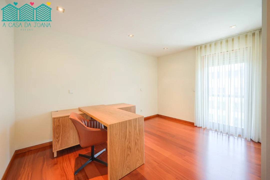 Apartamento T3 para Arrendamento em Glória e Vera Cruz Foto 29