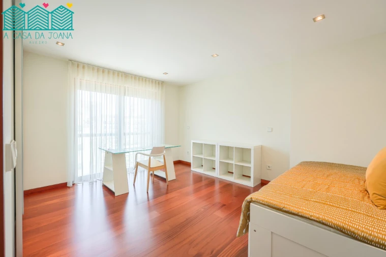 Apartamento T3 para Arrendamento em Glória e Vera Cruz Foto 25