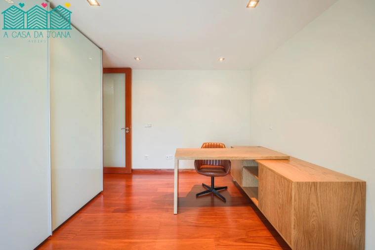 Apartamento T3 para Arrendamento em Glória e Vera Cruz Foto 30