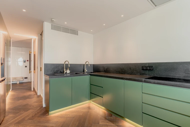 Apartamento T3 para Venda em Parque das Nações Foto 8