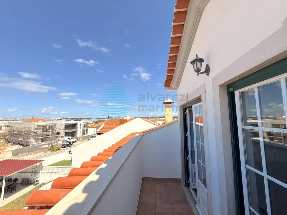 Moradia T3 para Venda em Silveira Foto 35