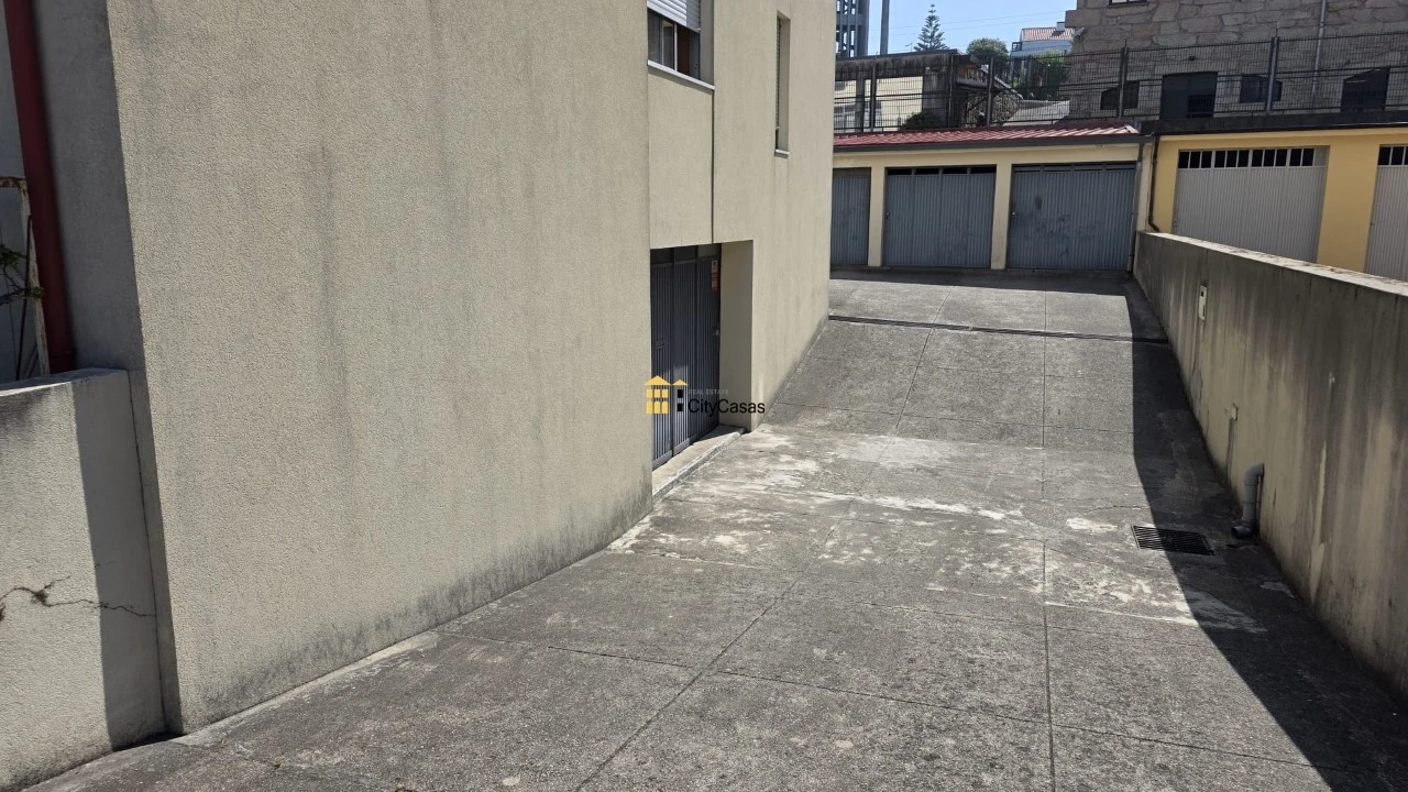 Armazém para Venda em Ermesinde Foto 4