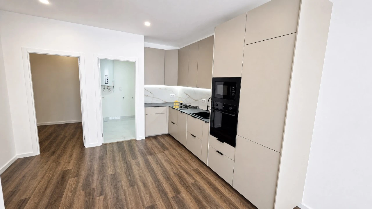Apartamento T1 para Venda em Ermesinde Foto 3