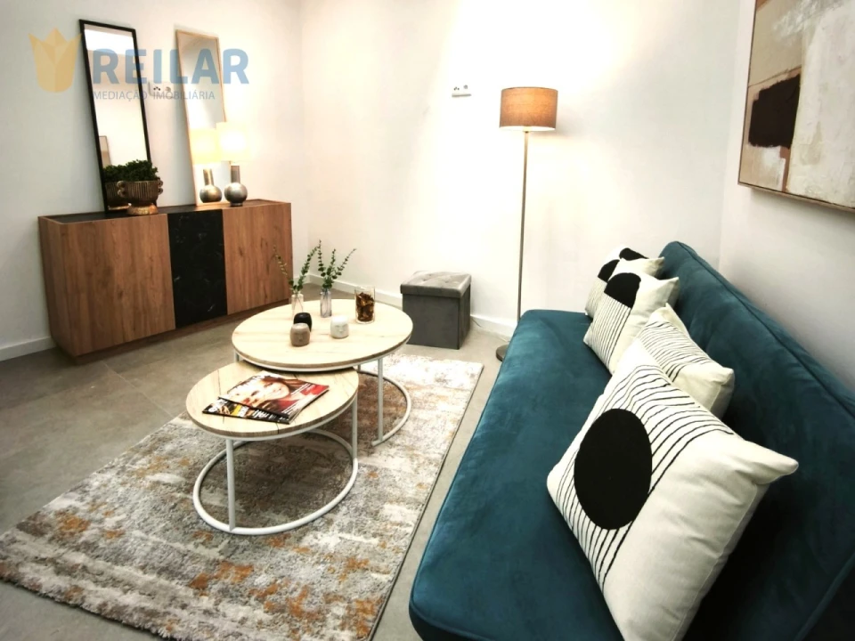 Apartamento T3 para Venda em Benfica Foto 1