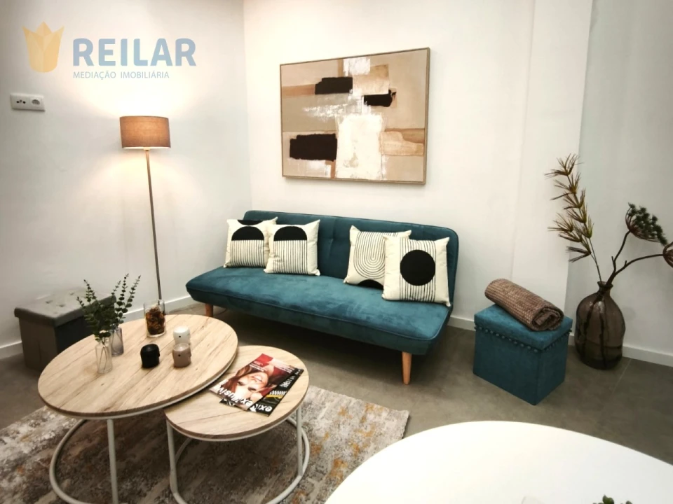 Apartamento T3 para Venda em Benfica Foto 2