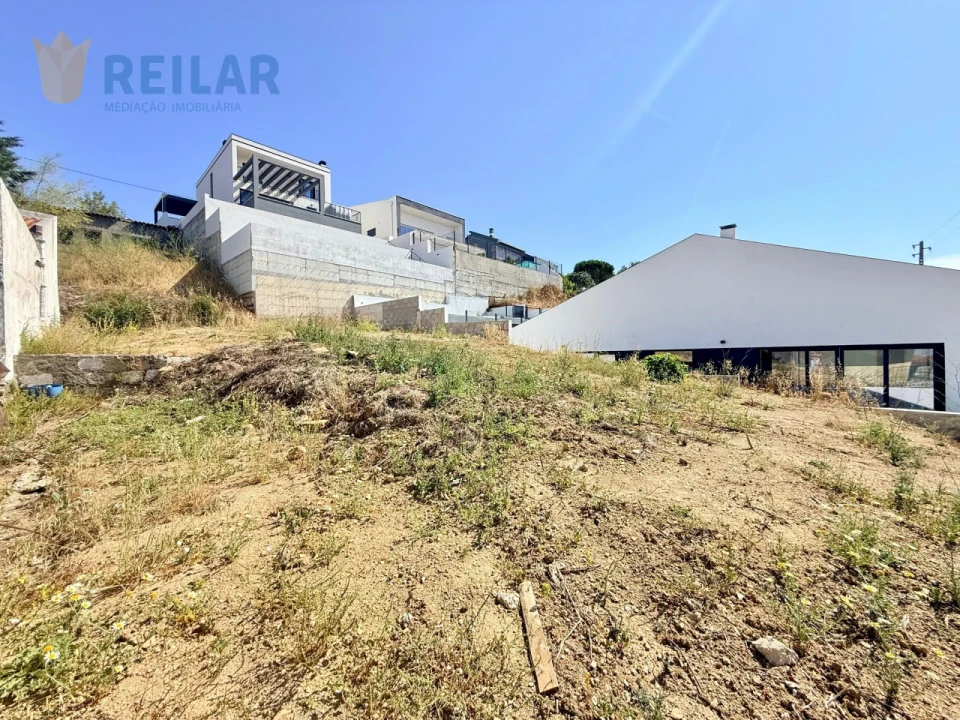 Terreno para Venda em Vialonga Foto 2